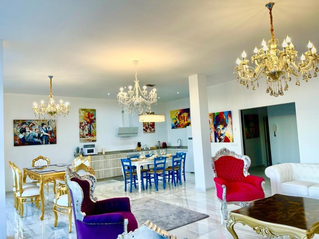 Апартаменты Apartamento Maria Pita Ла-Корунья Экстерьер фото